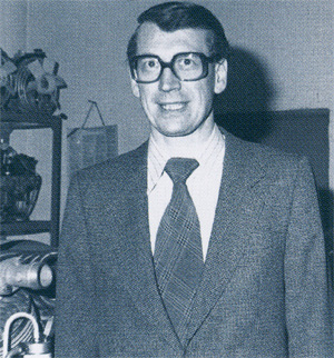 1976 übernimmt Heinz BAUER das Werk München. 1976 übernimmt Heinz BAUER das Werk München.